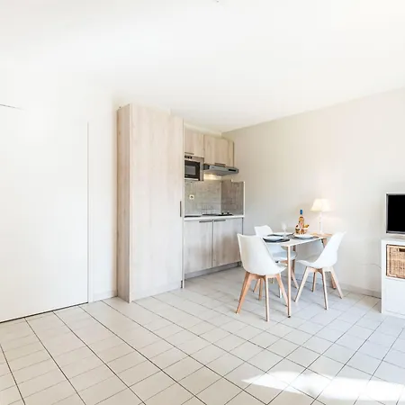 Caesar Domus-2 By Interhome
