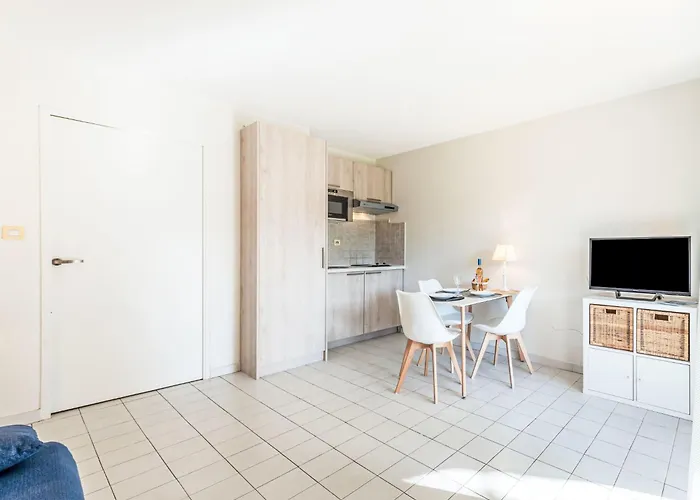 Caesar Domus-2 By Interhome